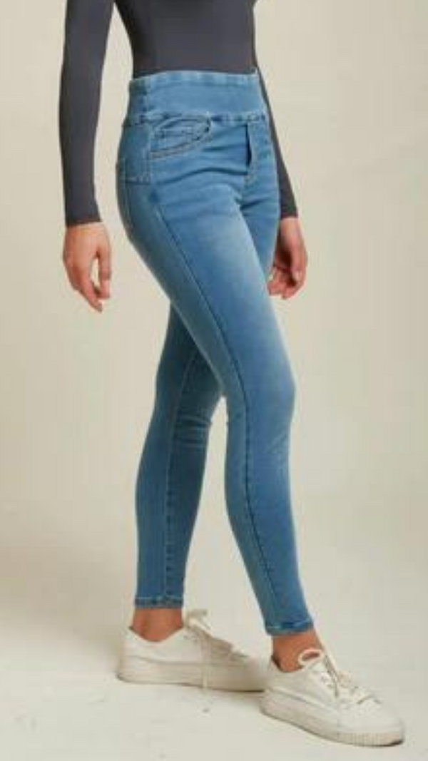 Lisa - Mid Wash Stretch High Waist Jeans