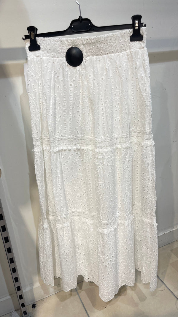 Hattie - pre order dis 20 May White Broderie Anglaise Gypsy Skirt