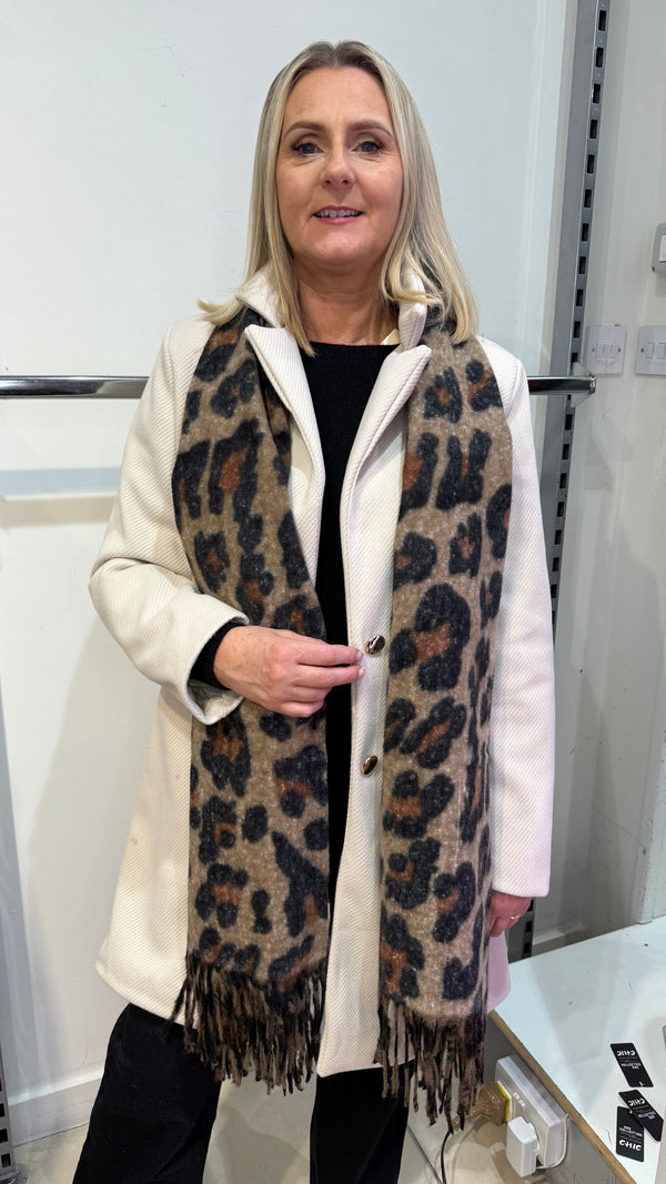 Tracy - Brown Leopard Print Winter Scarf