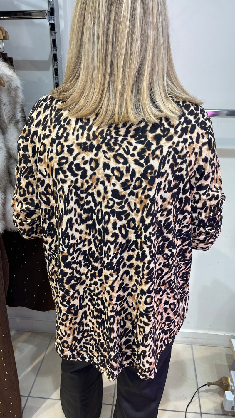 Kay - Leopard Diamond Zip Batwing Top