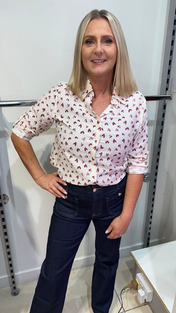 Tess - Wine /cream heart print shirt
