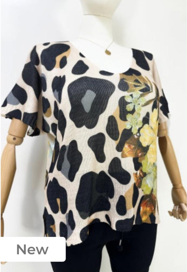 Freda - Flower Animal Print Print V Neck Top