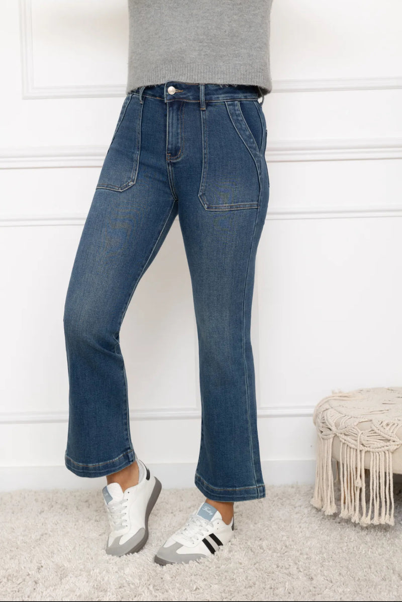 Molly- Square pocket flare leg jeans