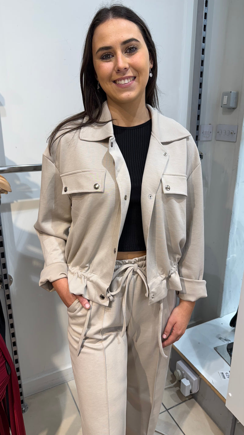 Emma - Beige Pocket Lightweight Jacket