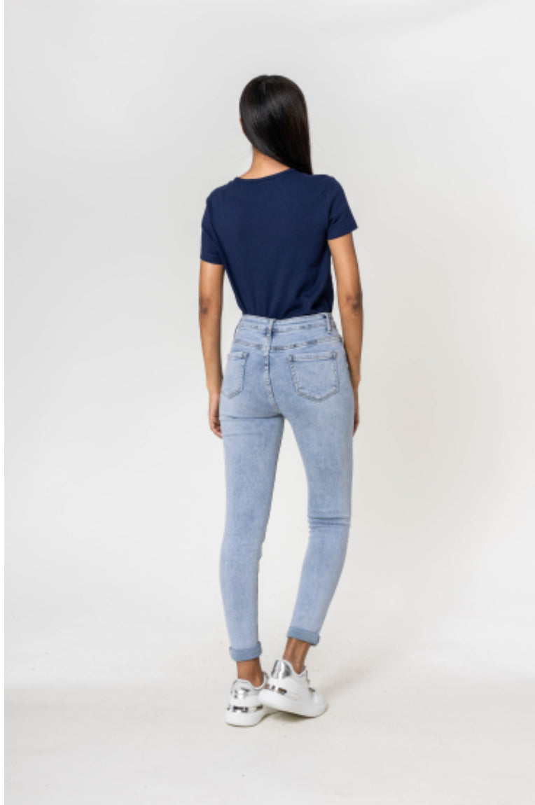 Benny - Light Wash Stretch Push Up Bum Jeans