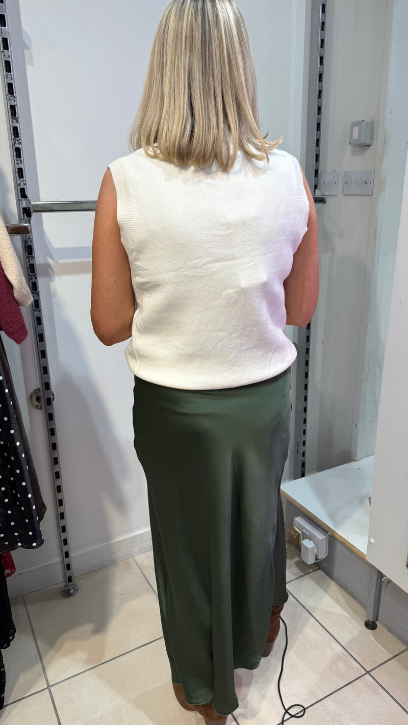 Emer - Green Satin look Skirt