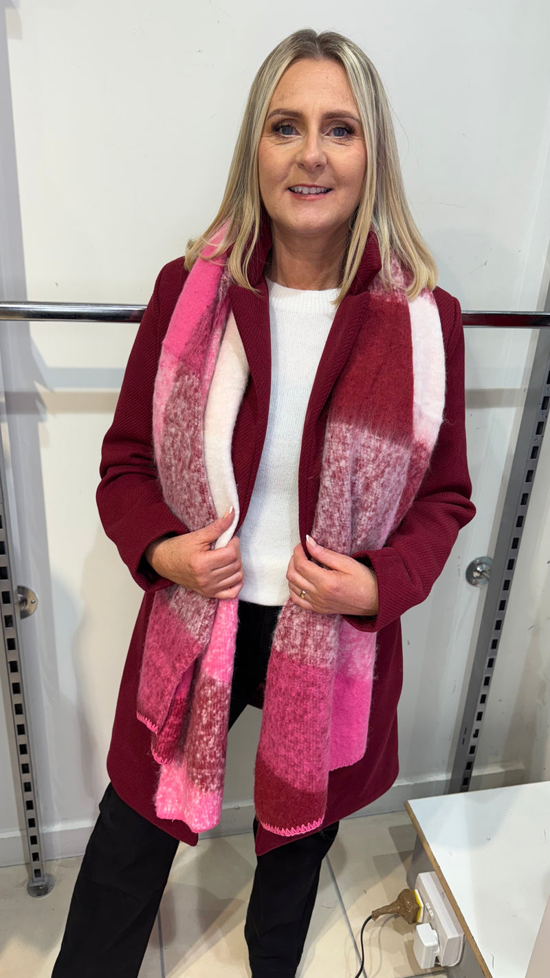 Dee - Wine/Pink check scarf