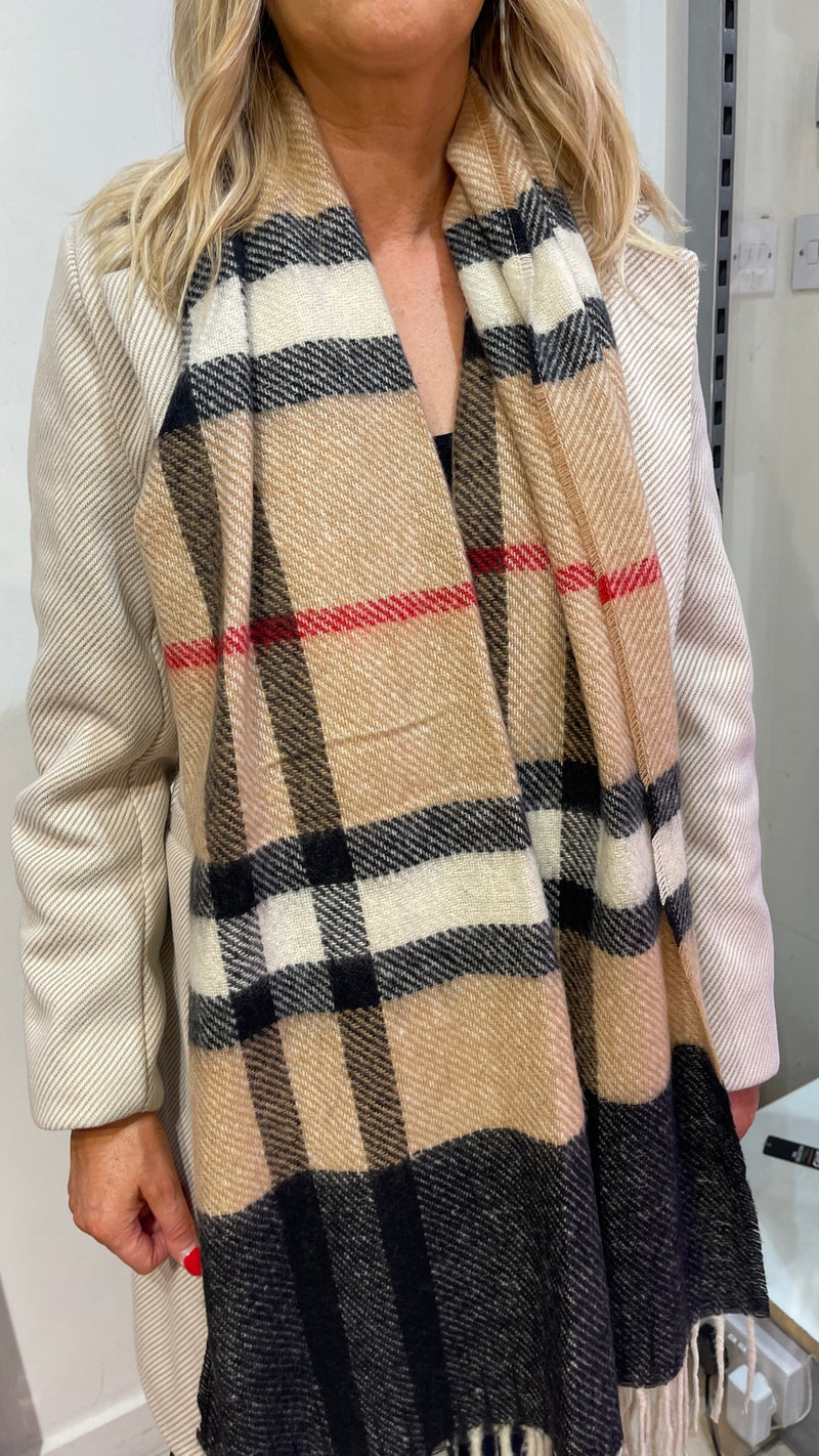 Lydia - Camel Check Winter scarf