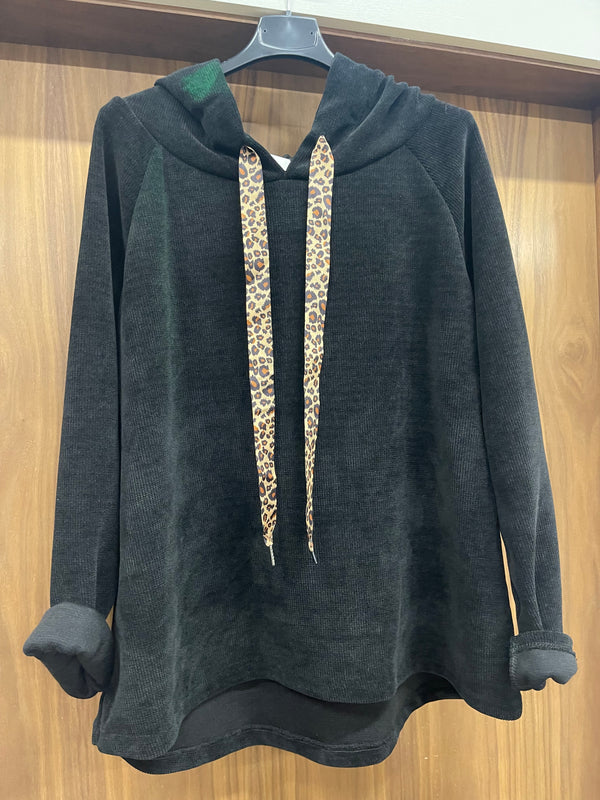 Polly - Black Velvet Look Hoodie contrast Leopard Tie detail