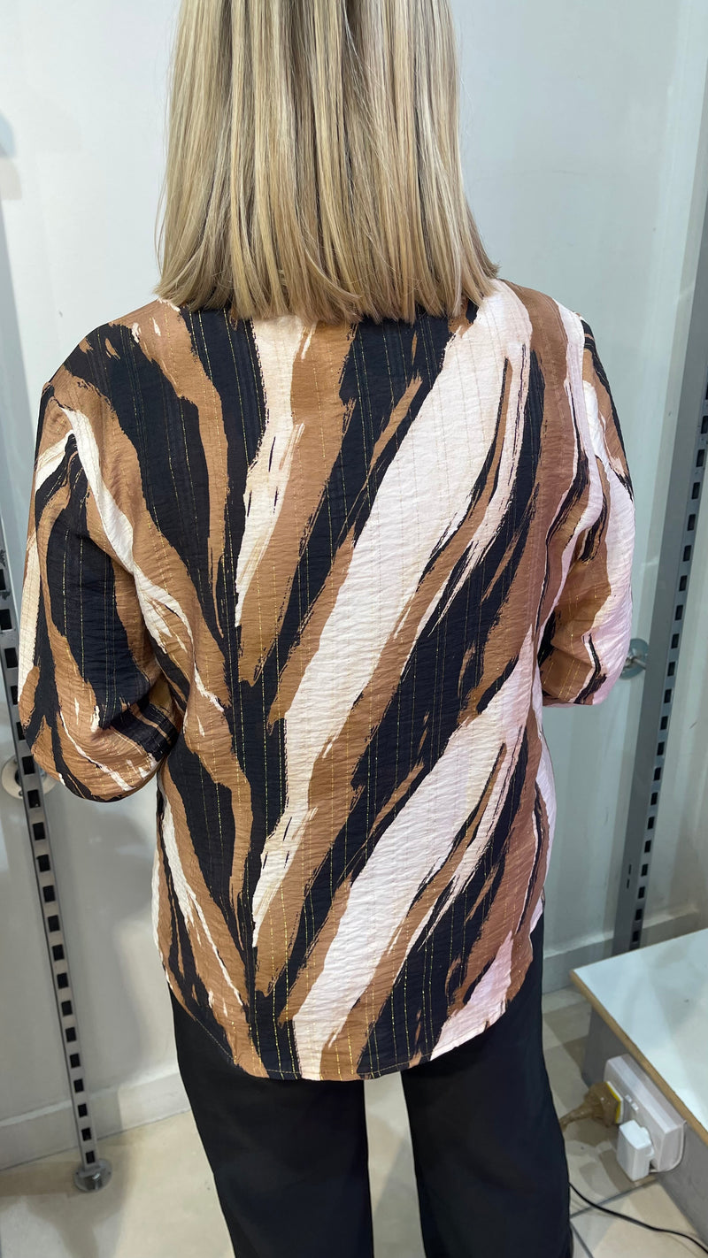 Vicky - Camel/Cream  Print Shirt