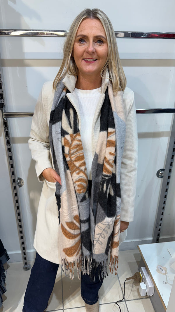 Evelyn - black /grey print scarf