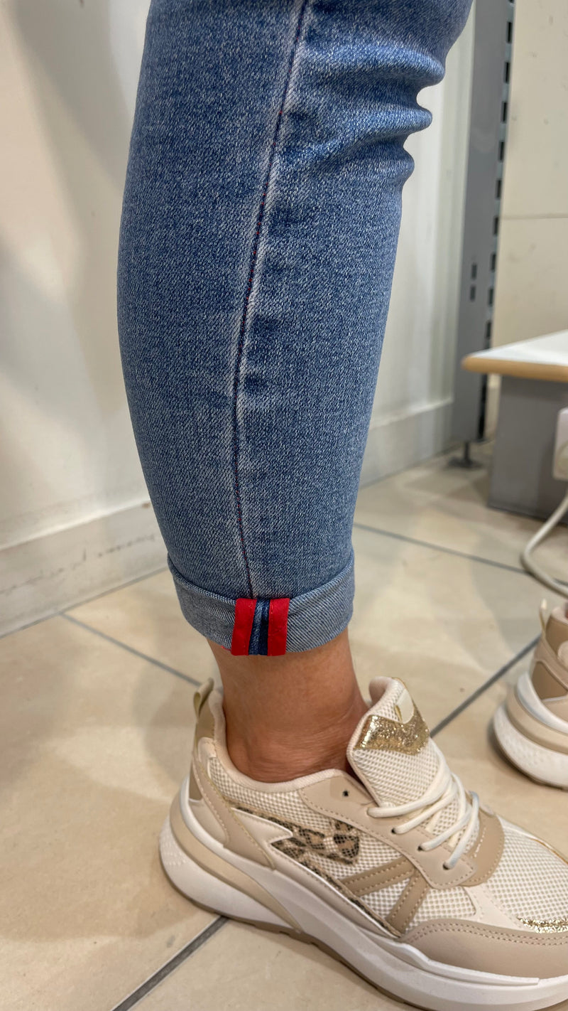 Fran - 3/4 Length Jeans Red Trim