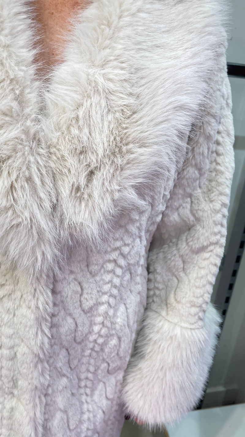 Amelia - Beige Faux Fur  Cable Design