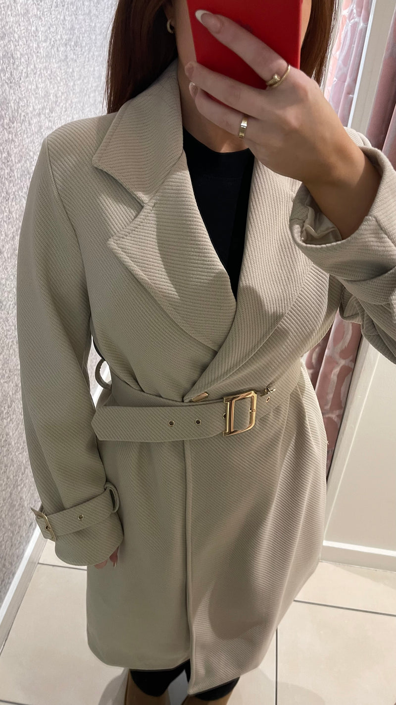 Fiona - Beige Belted Herringbone Coat