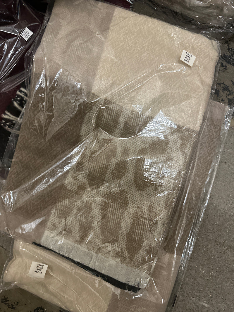 Danny - Beige/Leopard Block scarf