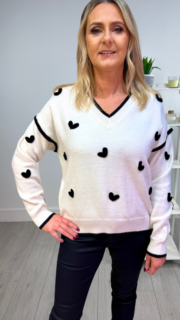 Pia - Cream/Black V neck heart knit