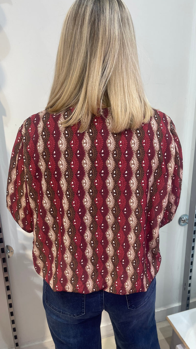 Naomi - Wine/Taupe Print Lined bubble Hem top