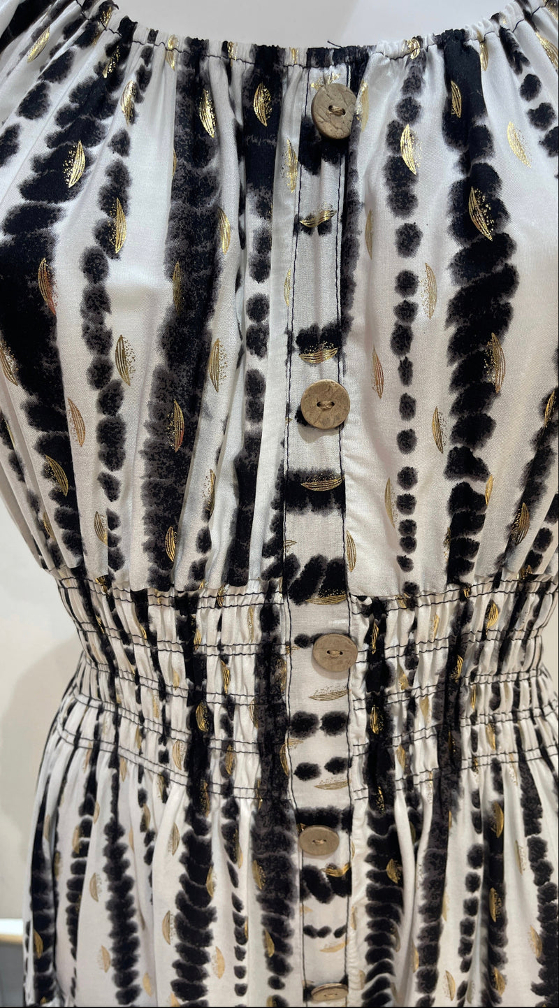 Trudie - Black/White Tie Dye Print Button Midi Dress