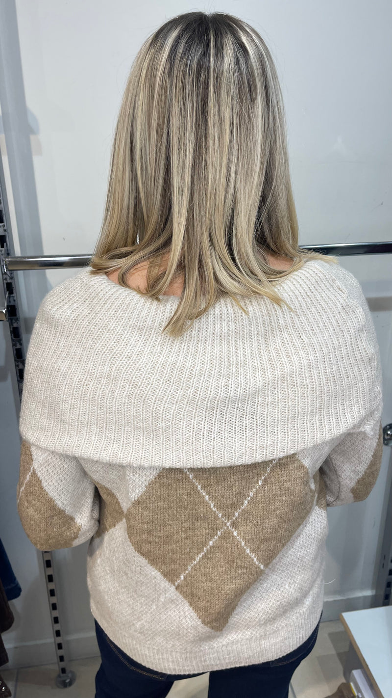 Lisa - Beige/Camel Diamond knit Jumper
