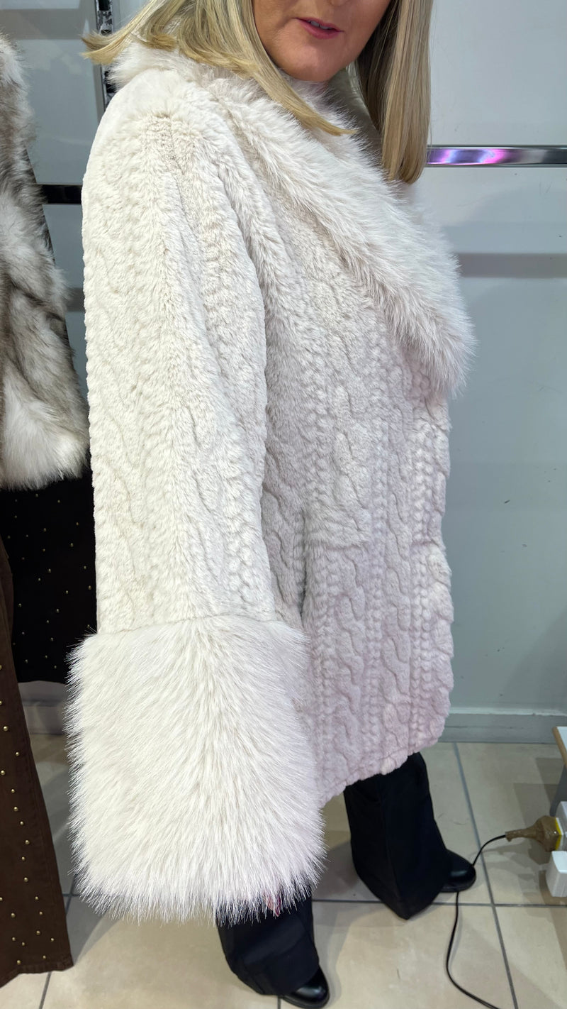 Amelia - Beige Faux Fur  Cable Design
