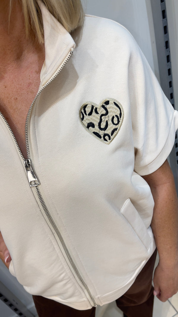 Mia - Leopard Heart Short Sleeve Zipper Cream