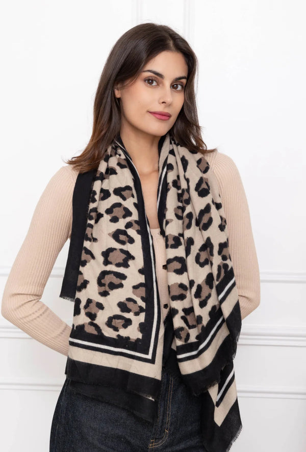 Lisa - Leopard Border print lightweight Scarf