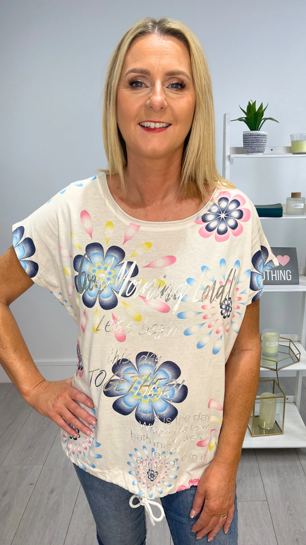 Vicky - White Floral Graphic Top
