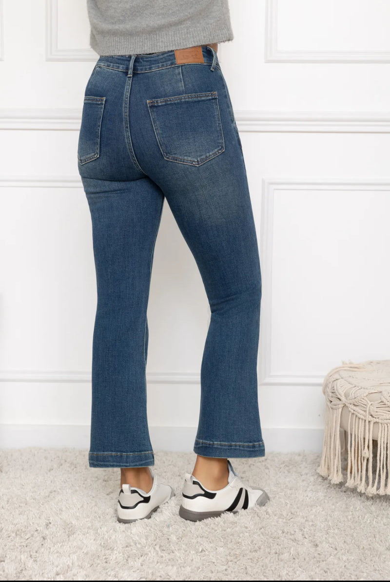 Molly- Square pocket flare leg jeans