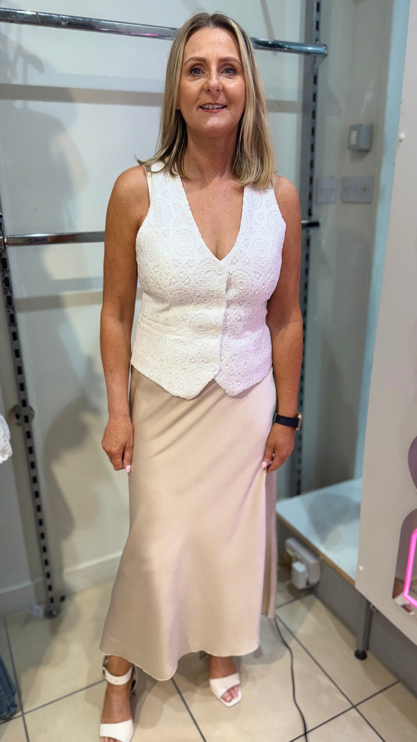 Emer - Beige Satin look Skirt