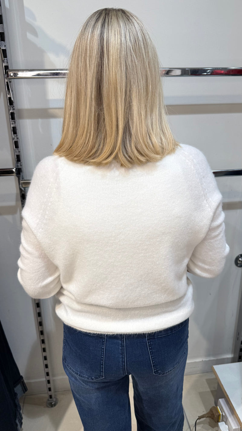 Darren - Cream Round Neck Soft knit jumper