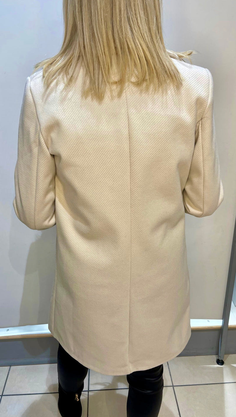 Bonnie - Beige Coat