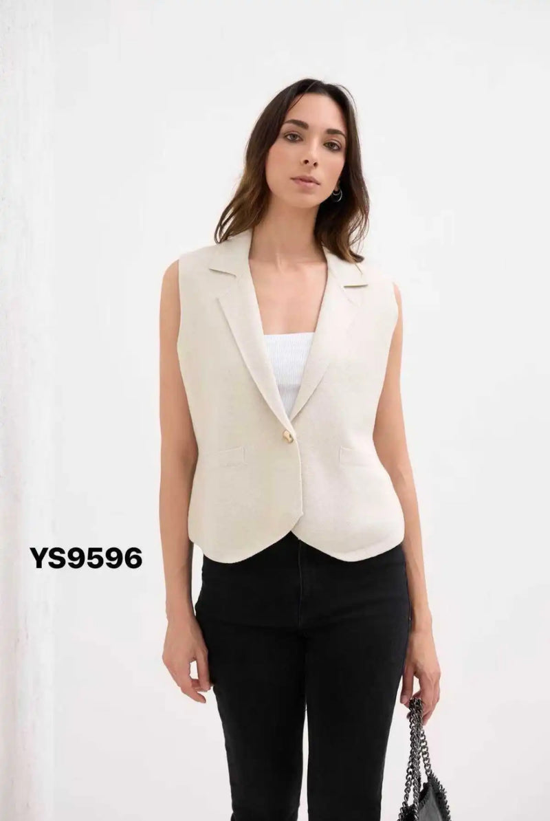 Emma - Beige knit Button Waistcoat