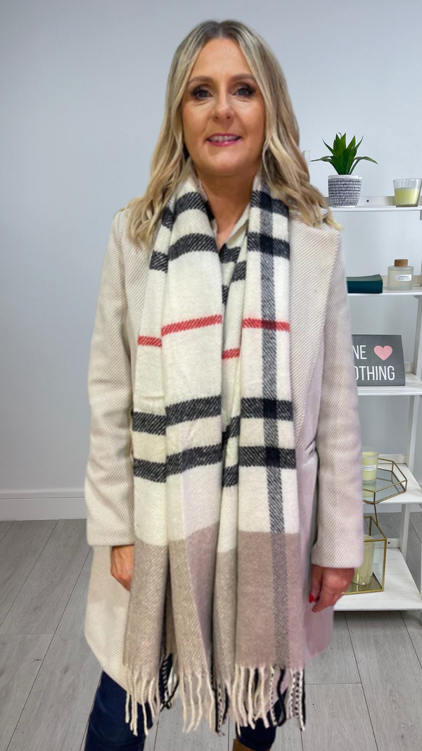 Lydia - Beige Check Winter scarf