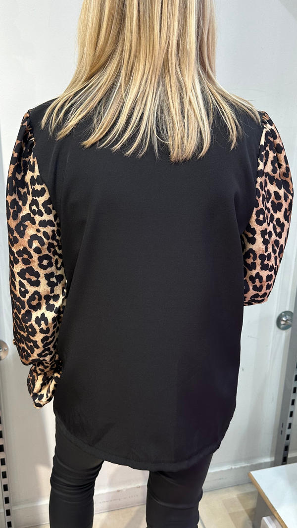 Jamie - Black Leopard Sleeve Blazer